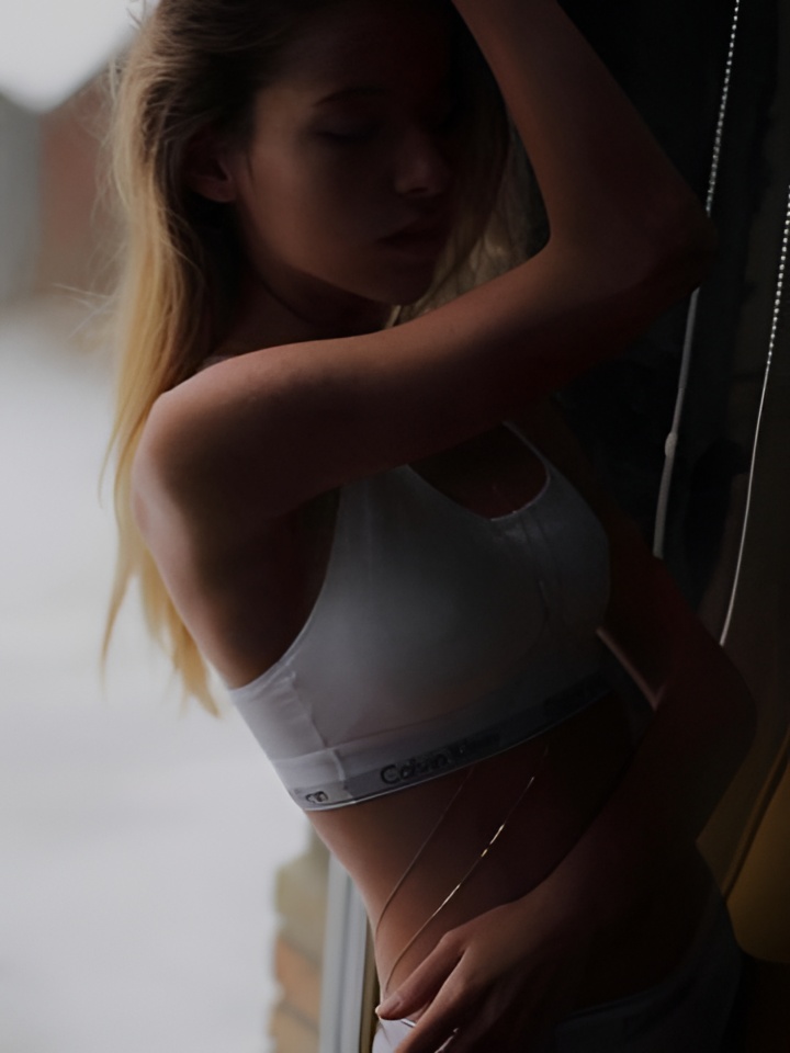 Индивидуалка Арина, доступна для личного знакомства от 3000 руб