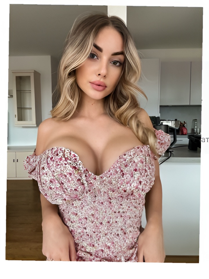 Роксана привлекательная девушка из Жуковского цена от 4000 руб