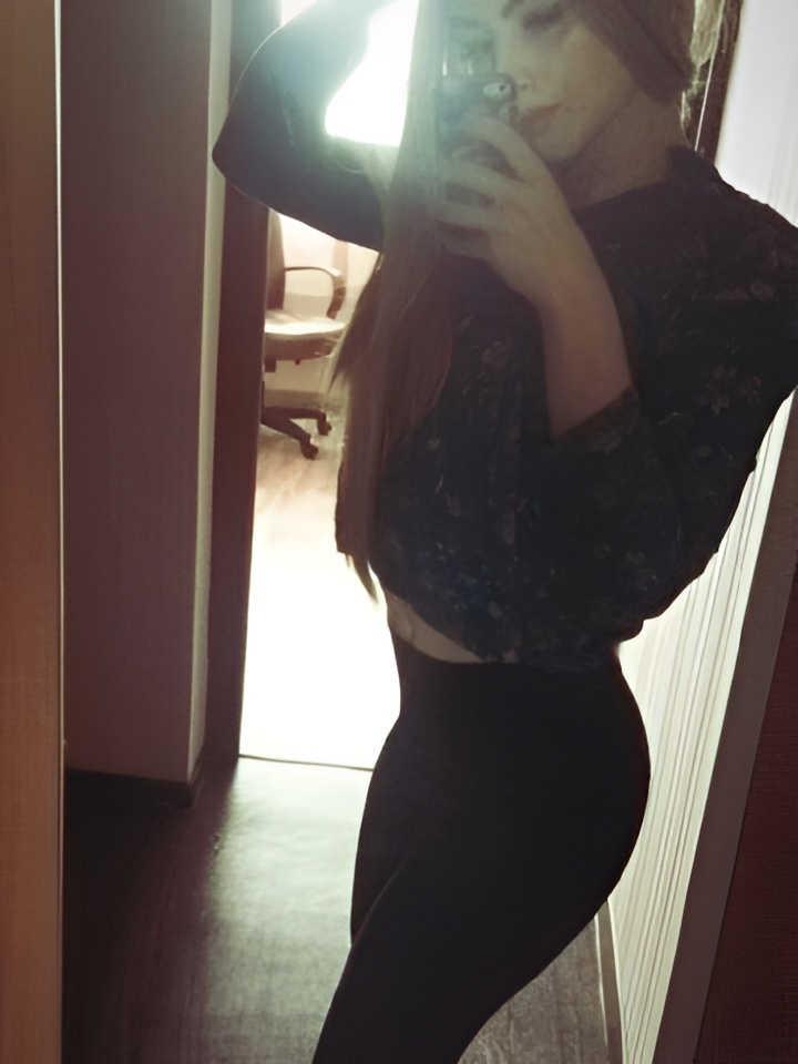 Роксана привлекательная девушка из Жуковского цена от 10000 руб