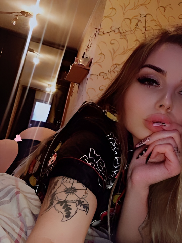 Зиглинда привлекательная девушка из Жуковского цена от 5000 руб